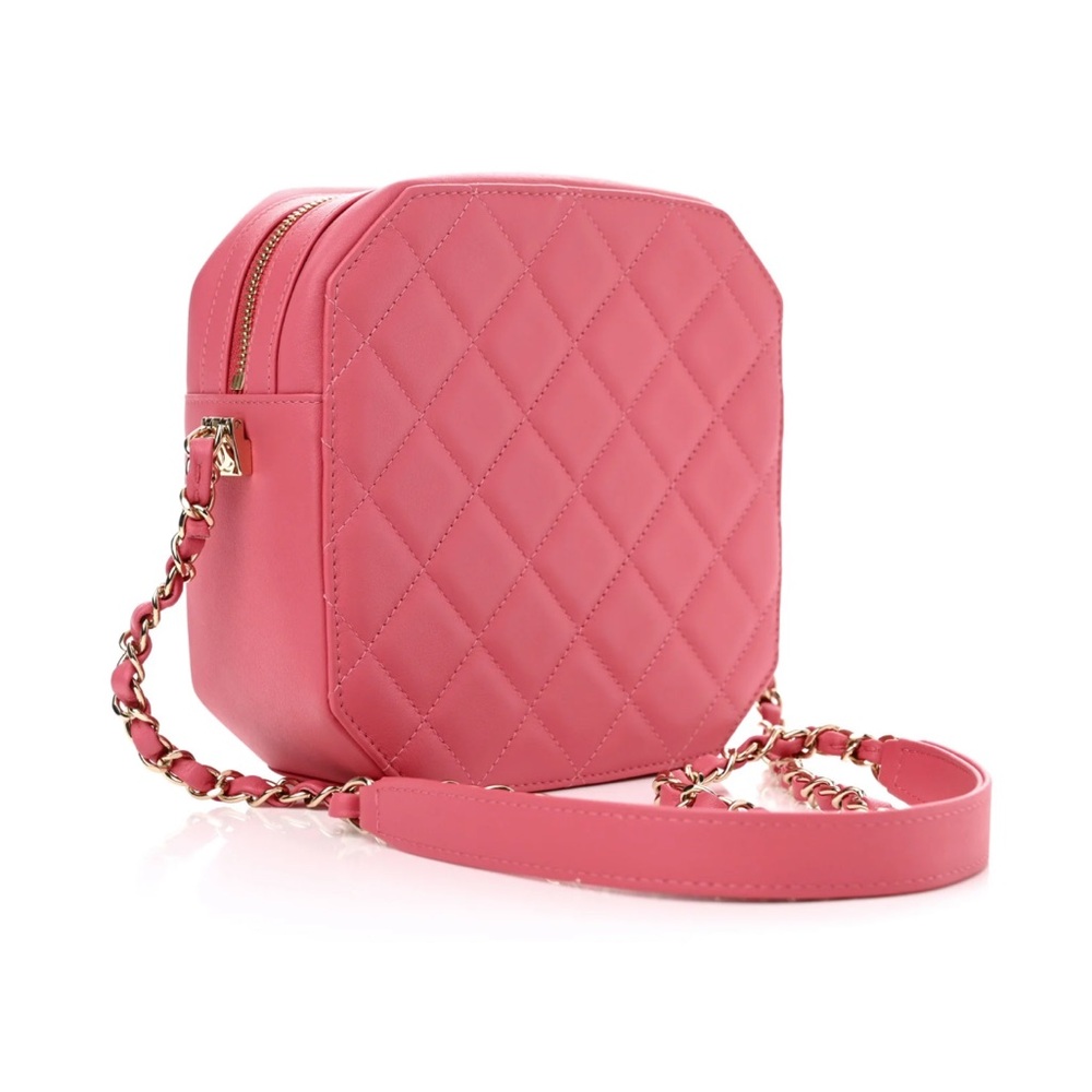 CHANEL Calfskin CC Clock Camera Case Bag - Picture 5 of 6